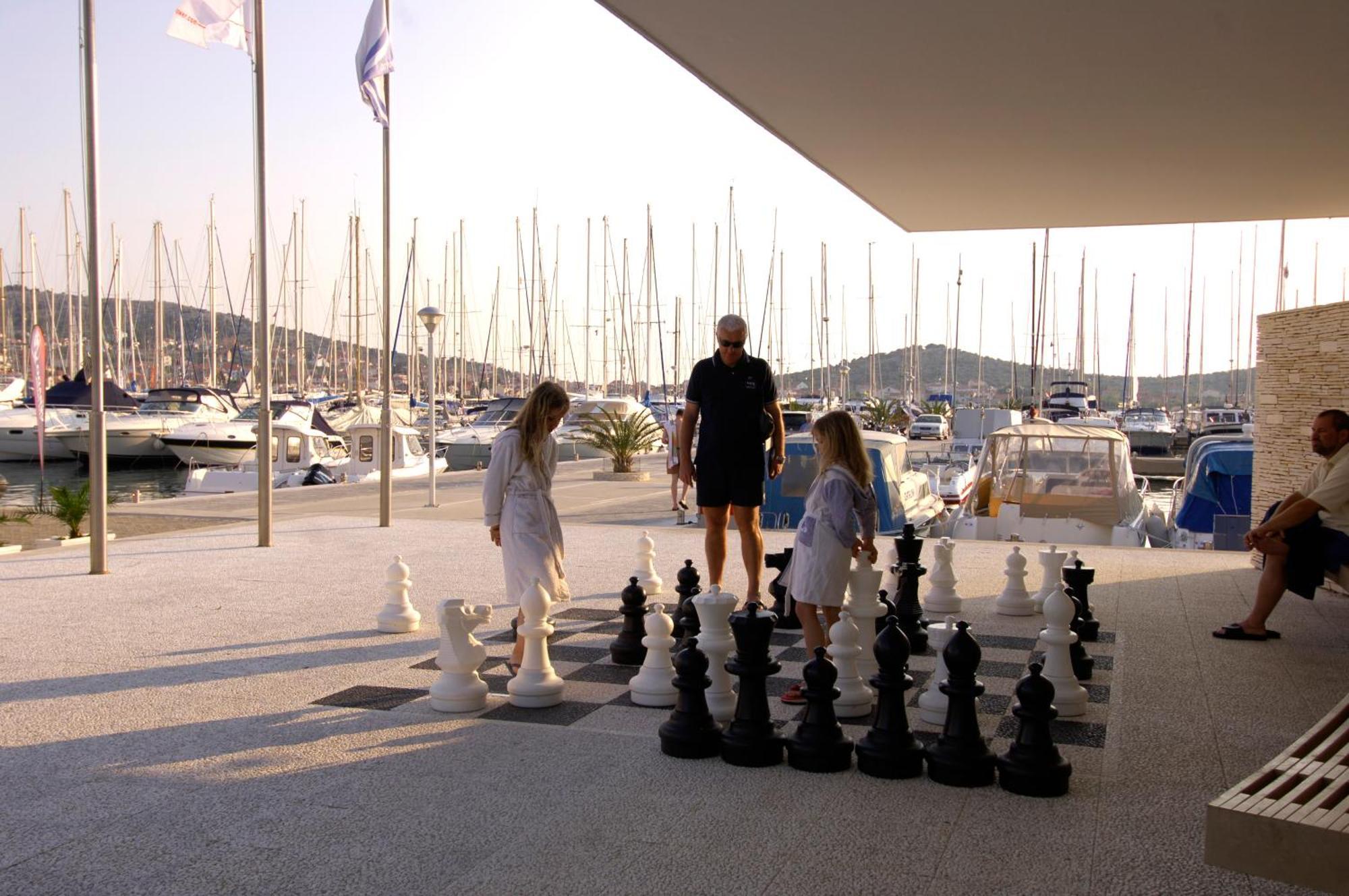 Hotel Stomorin-Marina Hramina Муртер Экстерьер фото
